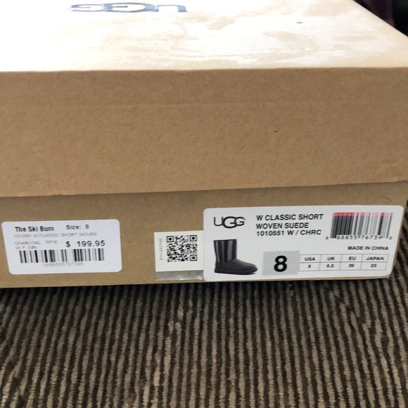 Ugg Australia short woven suede boots size 8 EUC - Picture 2 of 15